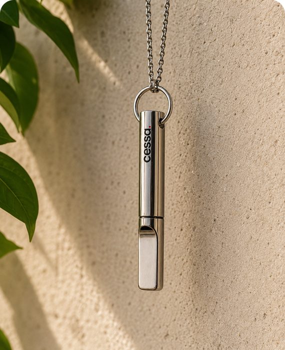 Cessa breathe pendant necklace in silver