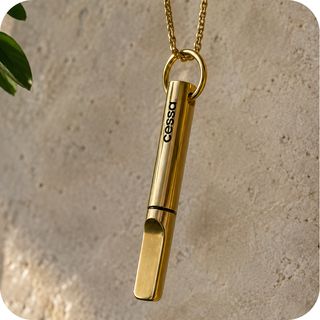 Cessa breathe, gold